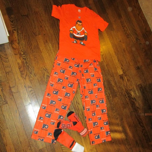 NHL Other - Philadelphia Flyers Pajamas and Gritty Tee  14-16